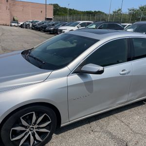 2017 Chevrolet MALIBU LT 照片 2