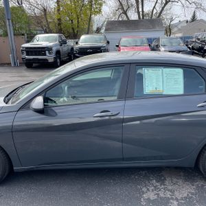 HYUNDAI ELANTRA SEL - 4