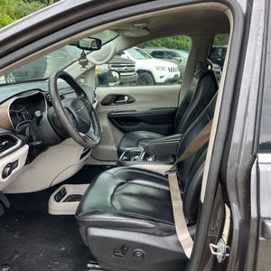 2021 Chrysler VOYAGER LXI 缩略图 31
