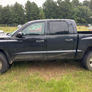 صورة 4 لـ 2010 Dodge DAKOTA BIGHORN/LONESTAR