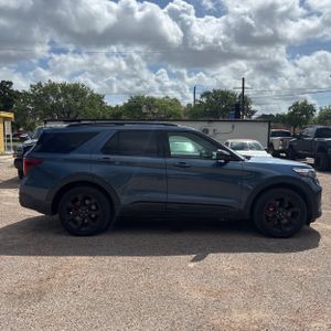 FORD EXPLORER ST - 10