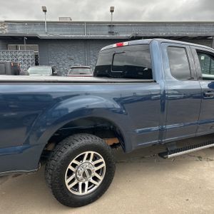 FORD F-250 SUPER DUTY LARIAT - 9