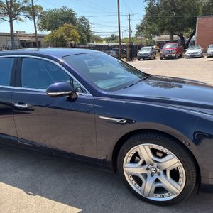 2014 Bentley FLYING SPUR BASE 照片 13