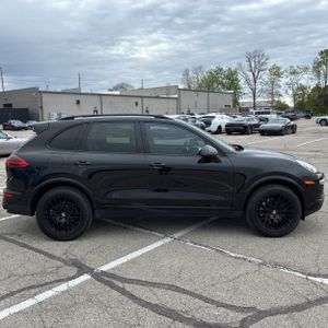 PORSCHE CAYENNE PLATINUM EDITION - 10