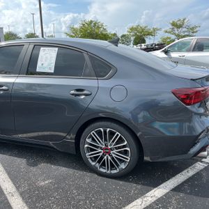 2023 KIA FORTE GT 照片 6