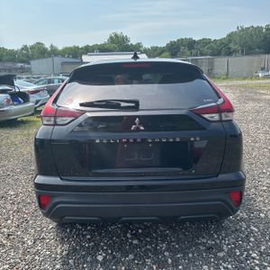 2022 Mitsubishi ECLIPSE CROSS ES photo 7