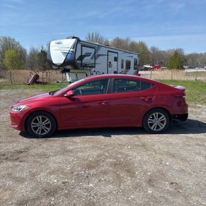 HYUNDAI ELANTRA SE - 3