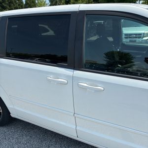 صورة 9 لـ 2015 Dodge GRAND CARAVAN SE