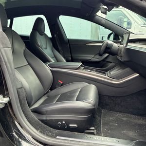 2021 Tesla MODEL S PLAID 照片 33