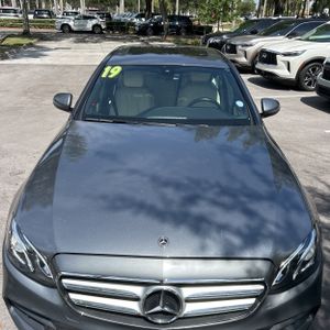 صورة مصغرة 15 لـ 2019 Mercedes-BENZ E-CLASS