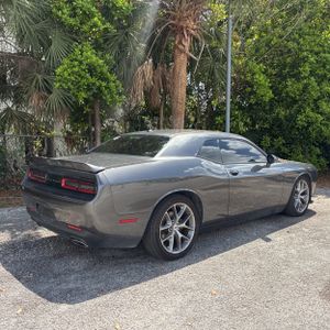 DODGE CHALLENGER GT - 8
