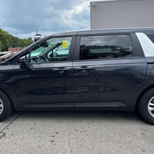2024 KIA CARNIVAL LX — фото 4
