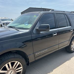 2008 Lincoln NAVIGATOR BASE — фото 2