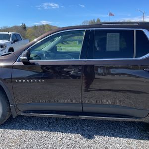 CHEVROLET TRAVERSE LT CLOTH - 4