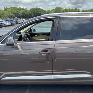 AUDI Q7 3.0T PREMIUM - 4