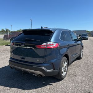 FORD EDGE SEL - 8