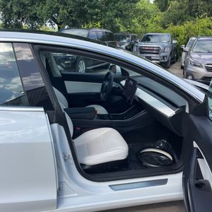 2020 Tesla MODEL 3 LONG RANGE 缩略图 31