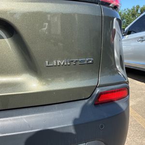 صورة مصغرة 23 لـ 2019 JEEP CHEROKEE LIMITED