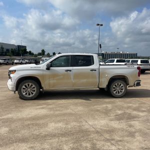 CHEVROLET SILVERADO 1500 CUSTOM - 3