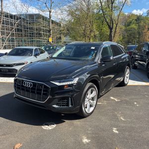 AUDI Q8 PREMIUM PLUS - 1