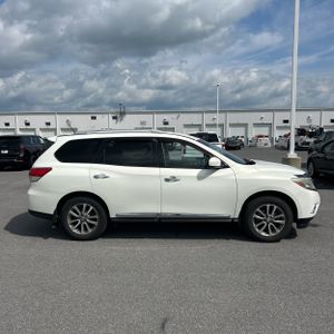 صورة 10 لـ 2014 Nissan PATHFINDER SL