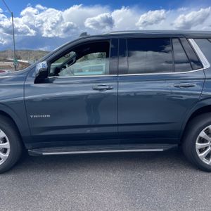 CHEVROLET TAHOE PREMIER - 4