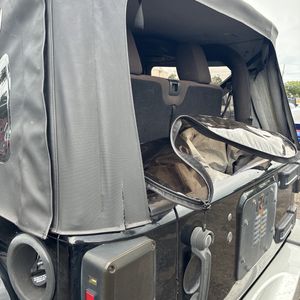 صورة مصغرة 62 لـ 2011 JEEP WRANGLER SAHARA