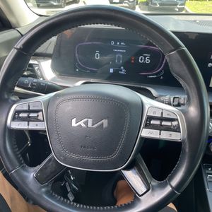 صورة 63 لـ 2024 KIA TELLURIDE S
