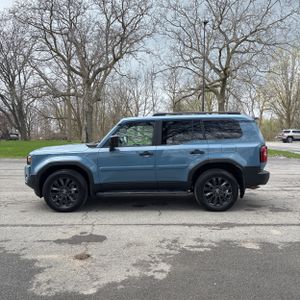 TOYOTA LAND CRUISER - 3