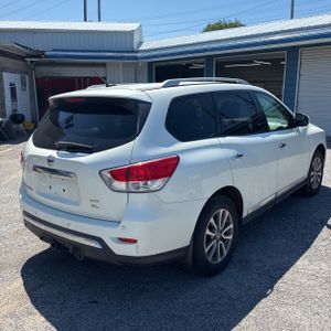 2016 Nissan PATHFINDER SL — фото 8