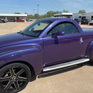 CHEVROLET SSR LS - 2