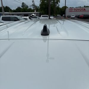 2023 Toyota HIGHLANDER LE thumbnail 16