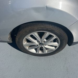 2017 KIA SOUL + — миниатюра 20