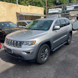 صورة 1 لـ 2019 JEEP GRAND CHEROKEE LAREDO E