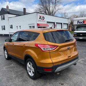 FORD ESCAPE SE - 5