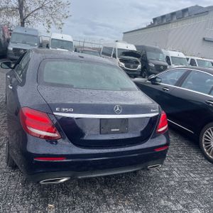 MERCEDES-BENZ E-CLASS - 7