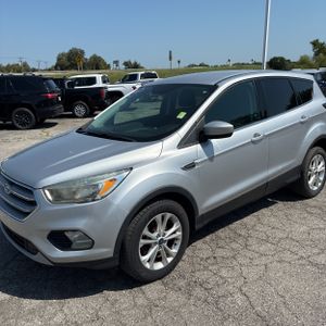 2017 FORD ESCAPE SE 照片 1
