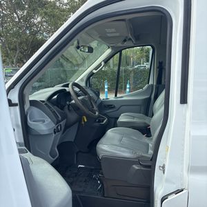 صورة 32 لـ 2016 FORD TRANSIT-350 XL