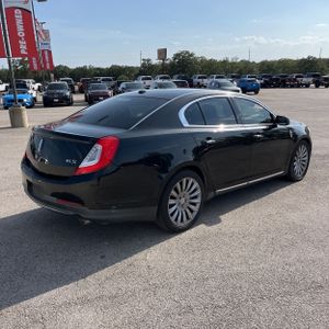 صورة 8 لـ 2013 Lincoln MKS BASE