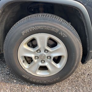 2014 JEEP GRAND CHEROKEE LAREDO 照片 20