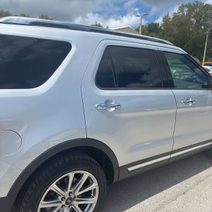 FORD EXPLORER LIMITED - 9