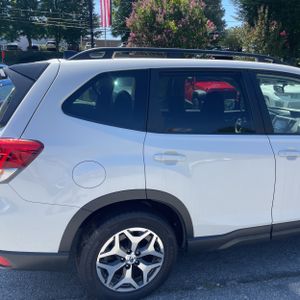 2024 Subaru FORESTER PREMIUM 照片 9