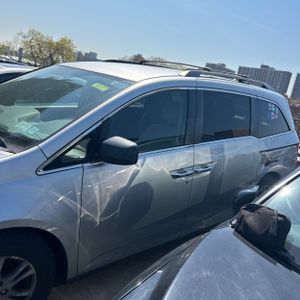 HONDA ODYSSEY EX - 3
