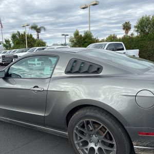 FORD MUSTANG V6 PREMIUM - 6