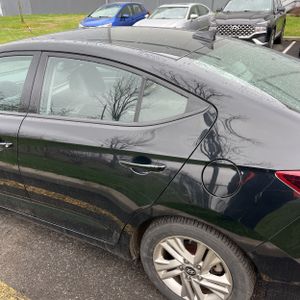 HYUNDAI ELANTRA VALUE EDITION - 6