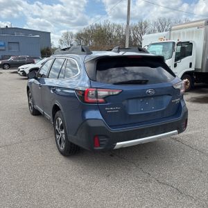 SUBARU OUTBACK LIMITED XT - 5