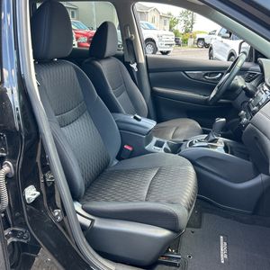 2017 Nissan ROGUE SV — миниатюра 33