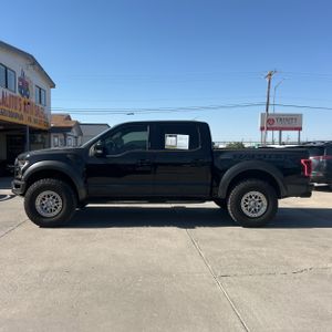FORD F-150 RAPTOR - 3