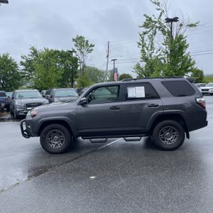 TOYOTA 4RUNNER - 3