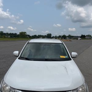 2015 Mitsubishi OUTLANDER SE — миниатюра 15